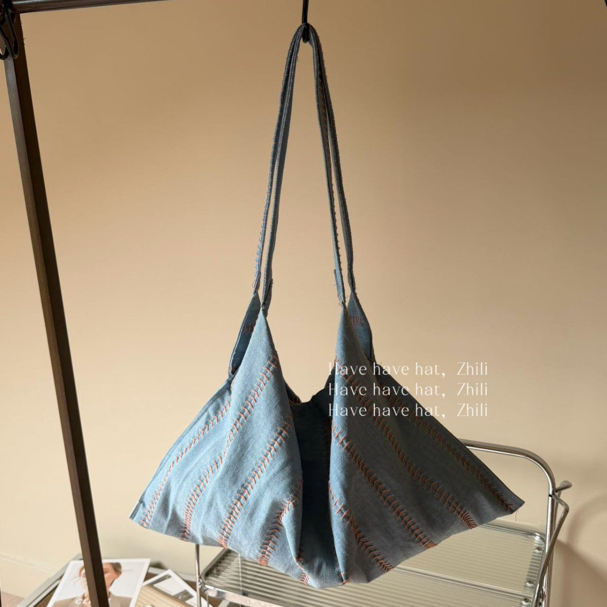 Women's Idle Style Washed Denim Retro Large Capacity Leisure Commute Bags