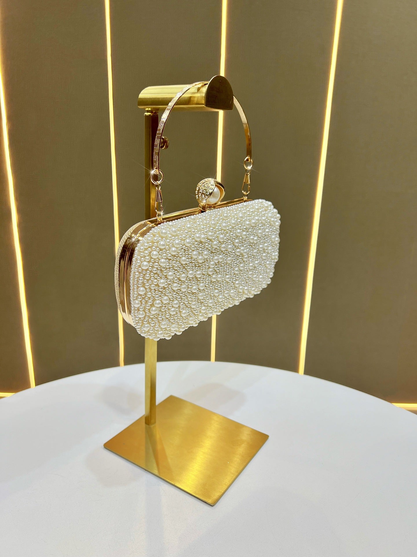 Women's Fashion Pearl Clutch Chain Light Luxury Handbags