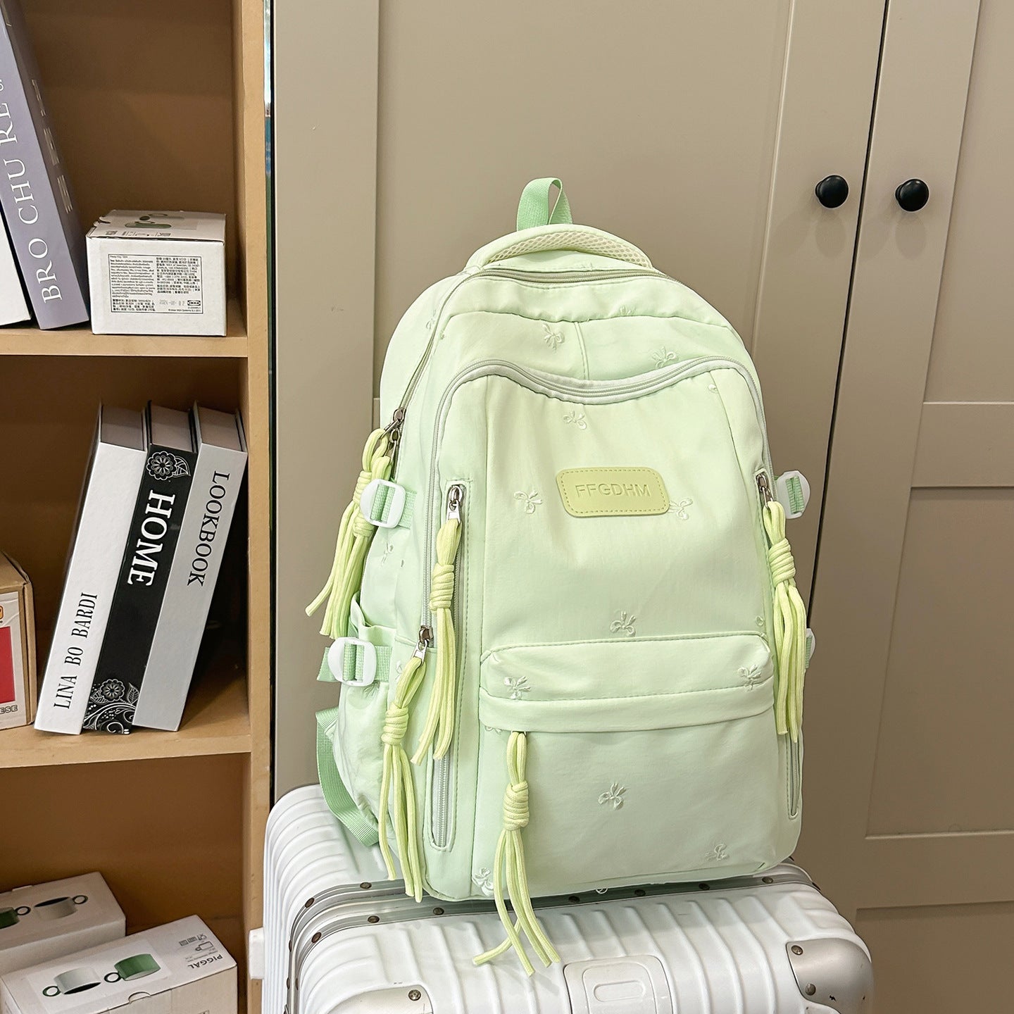 Women's Niche Large Capacity Bowknot Junior Lightweight College Student Schoolbag