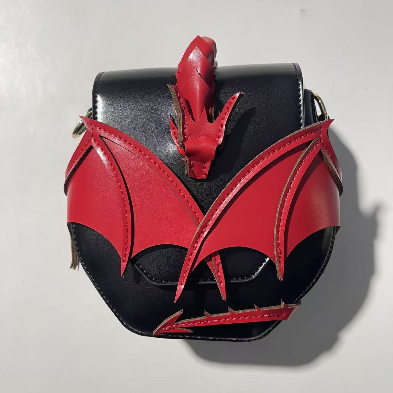 Color Shape Magic Dragon Design Wing Decoration Fantasy Style Women's Messenger Bag