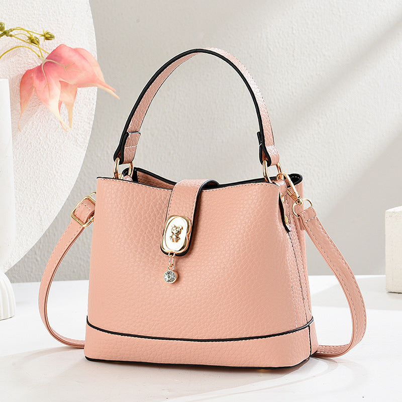 Women's Fashionable Fresh Sweet One Large Capacity Women's Shoulder Bag