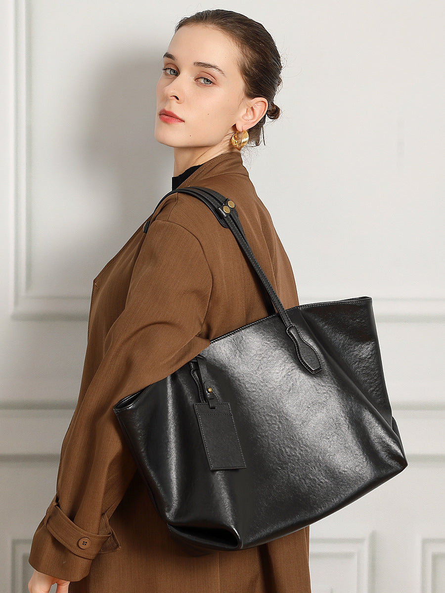 Women's Leather Big Large Capacity Top Layer Vegetable Women's Shoulder Bag