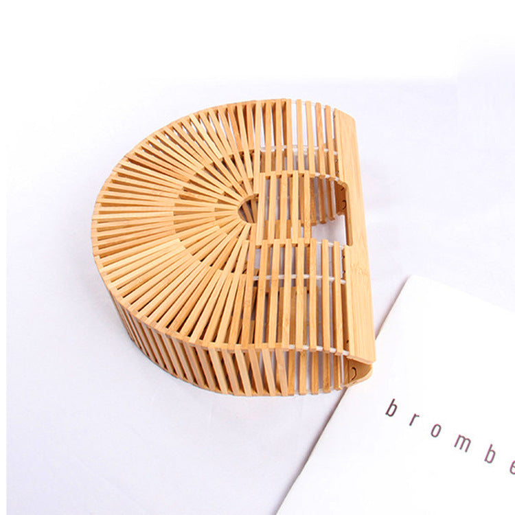 Women's Handmade Bamboo Woven Semicircle Vacation Beach Women's Clutch
