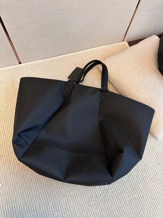 Women's & Men's Large Capacity Daily Commuter Nylon Waterproof Bags