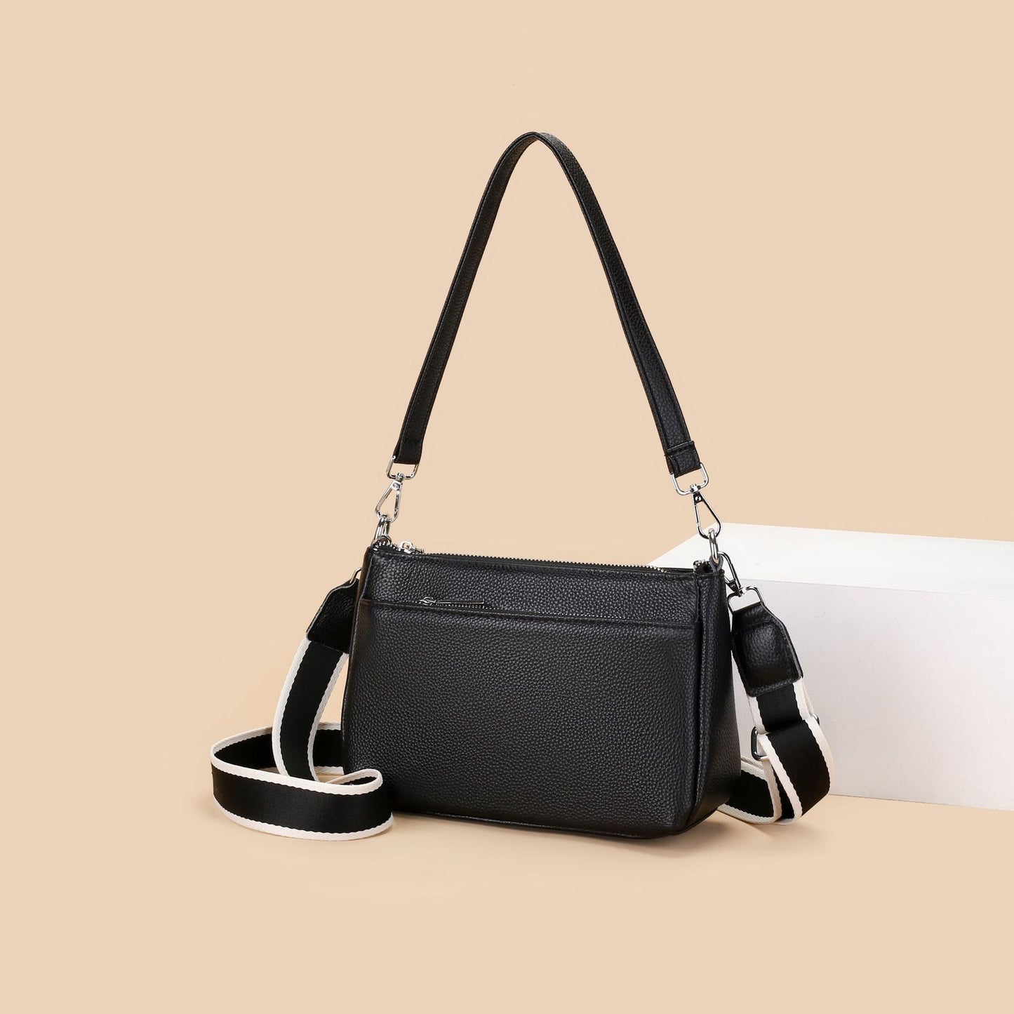 Women's Fashion Commuter First Layer Cowhide Large Capacity Versatile Women's Shoulder Bag