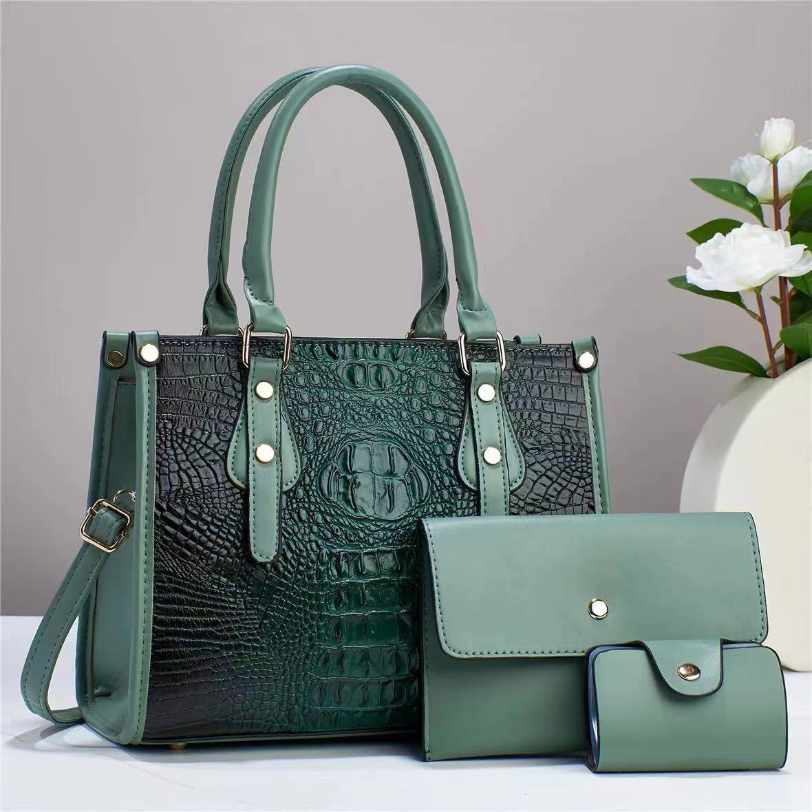 Women's Crocodile Pattern Embossed Large Capacity Mom Trendy Fashion One Women's Handbag