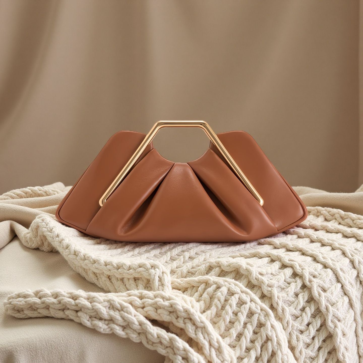 Women's Leather Niche Cloud Dinner Pleated Portable Women's Messenger Bag