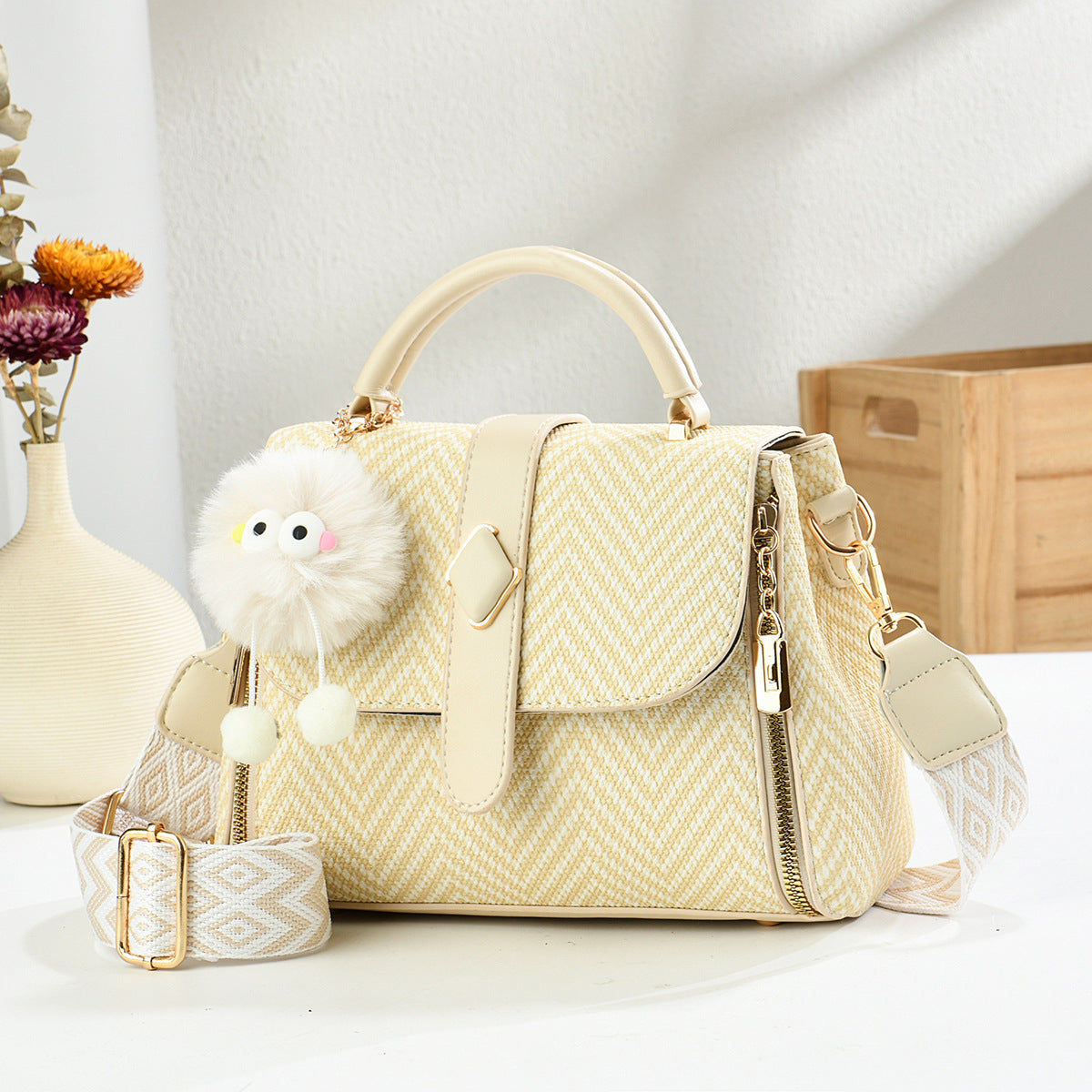 Fashion Good-looking Zipper Large Capacity Simple Women's Shoulder Bag