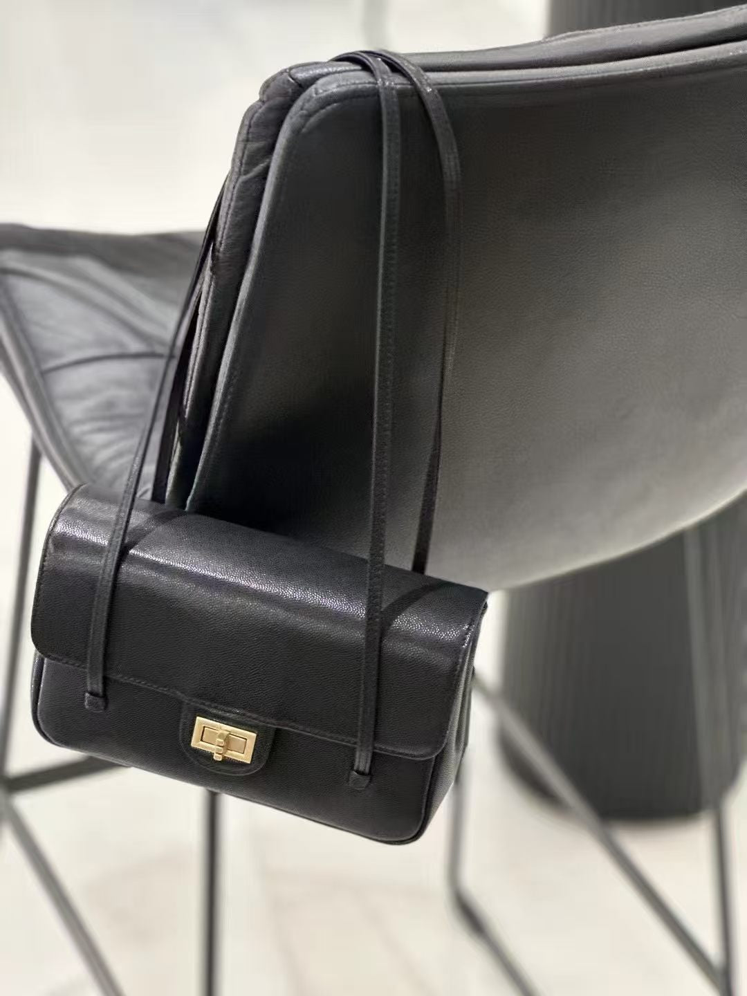 Vintage Baguette Underarm Genuine Leather Classic Style Bags