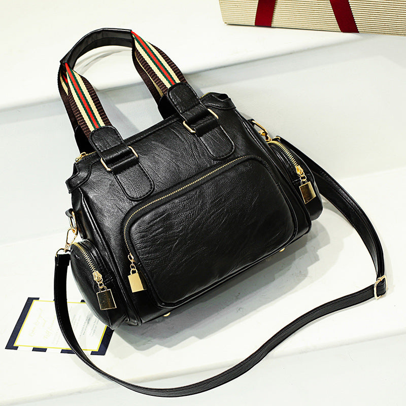 Women's Large Capacity Fashion Vintage Mother Women's Messenger Bag