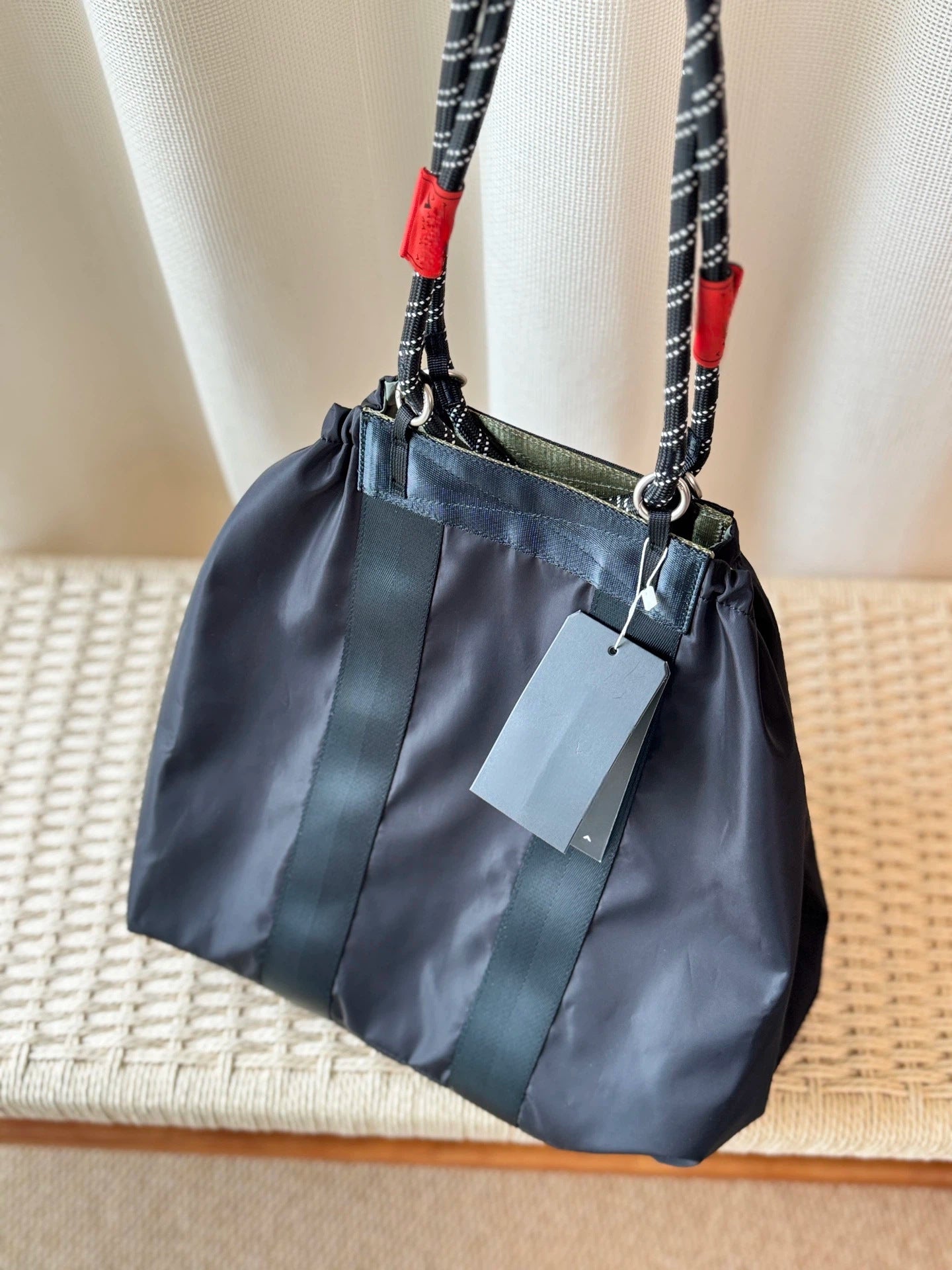 Diagonal Versatile Nylon Cloth Large Capacity Women's Shoulder Bag