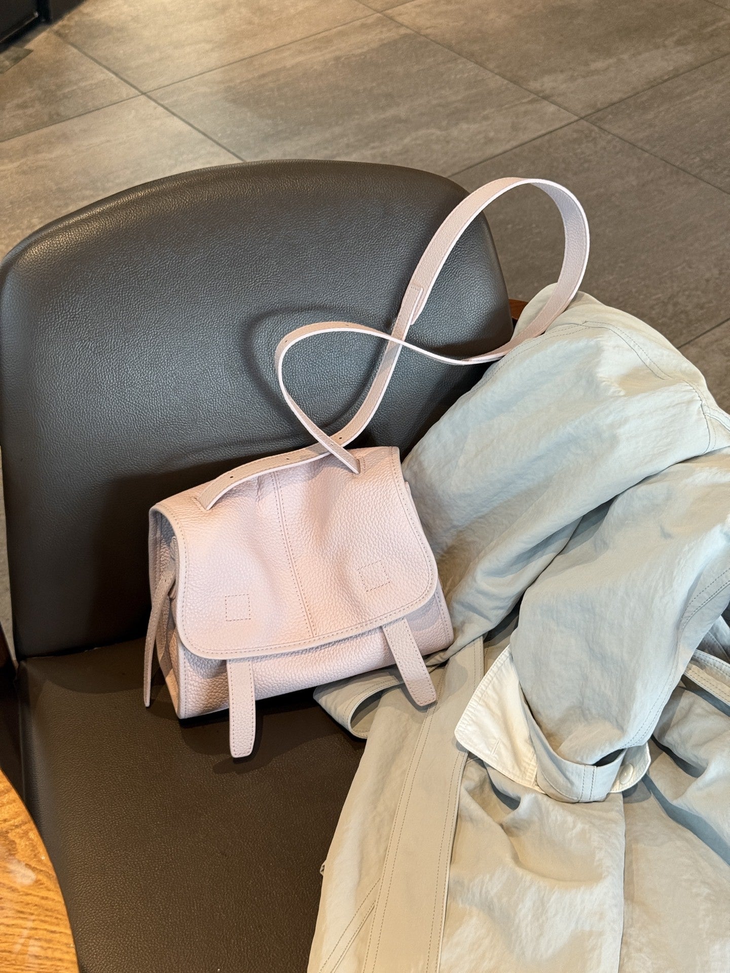 Women's Retro Flip Minimalist Underarm Commuter Women's Shoulder Bag