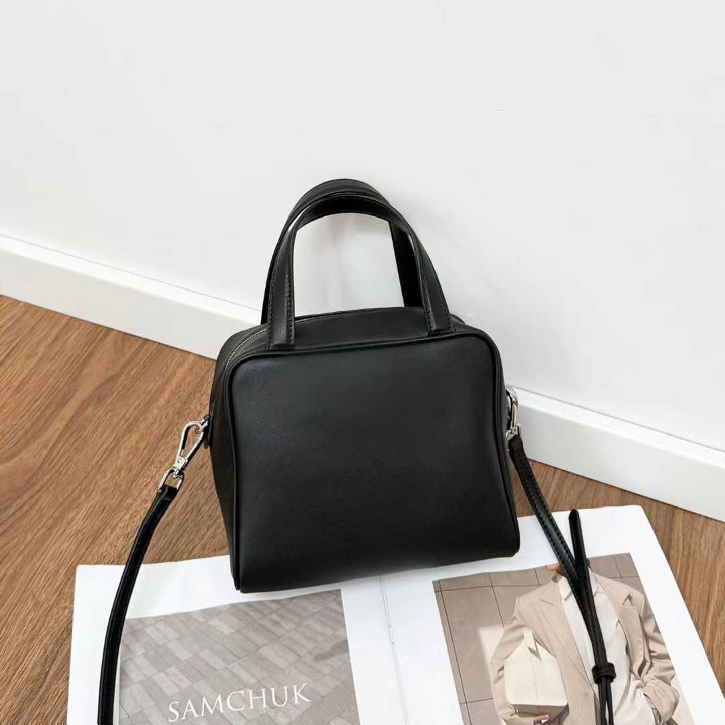 Elegant High Version Sheepskin Simple Style Women's Handbag