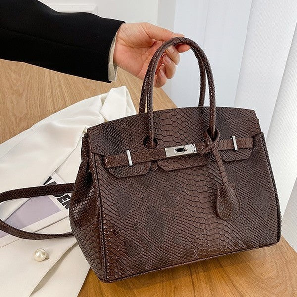 Women's Fashion Platinum Large Capacity Simple Commute Women's Messenger Bag