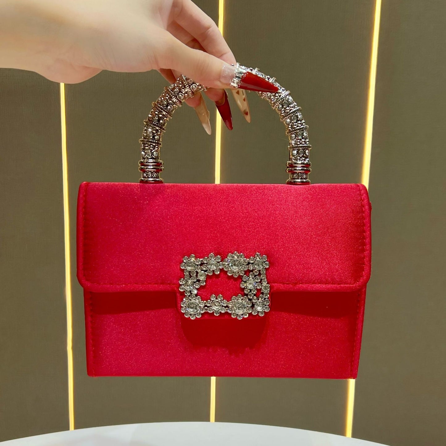 Women's Niche Diamonds Style High-grade Silk Light Handbags
