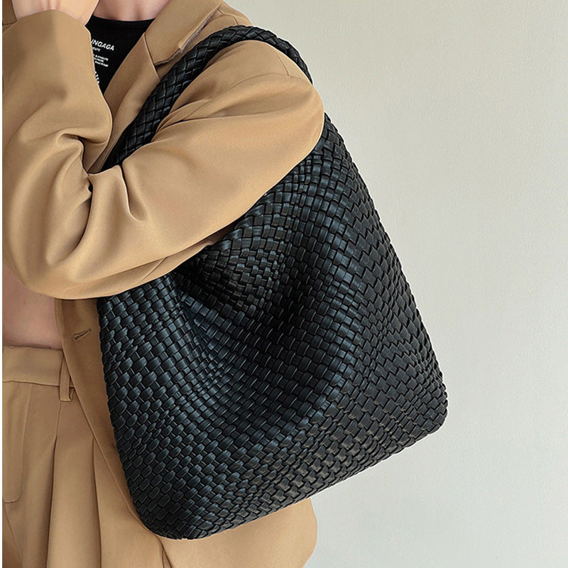 Women's Wind Hand-woven Portable Vegetable Basket Large Women's Shoulder Bag