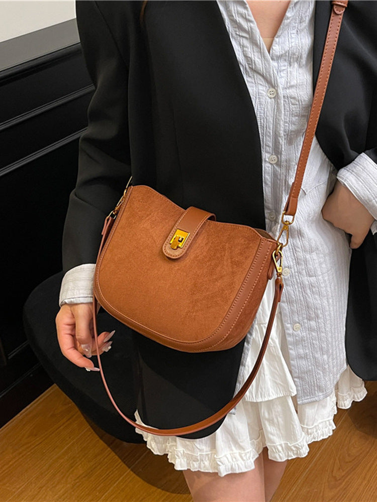 Women's Design Fashion Saddle Retro High-grade Women's Shoulder Bag