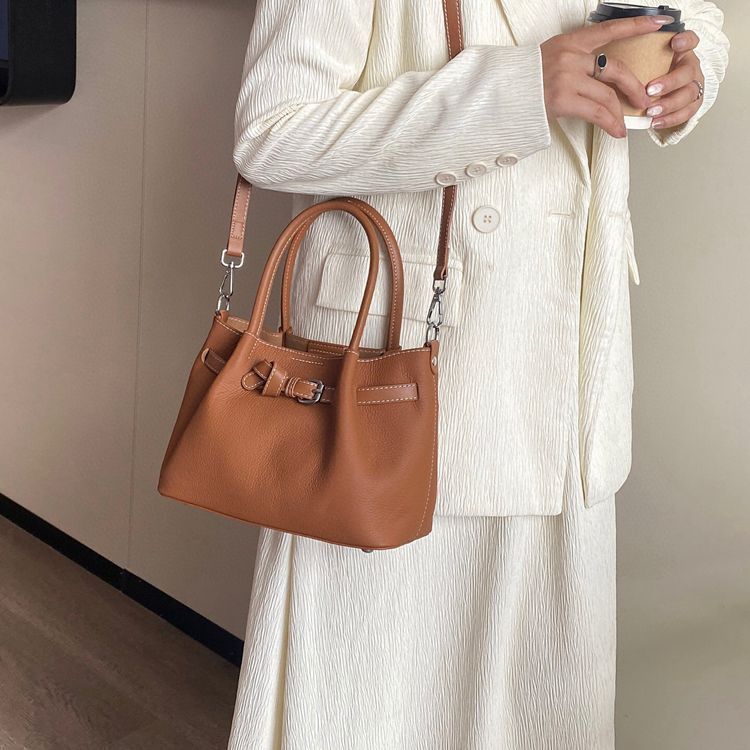Women's High-grade Genuine Leather Dumpling Portable Vegetable Women's Shoulder Bag