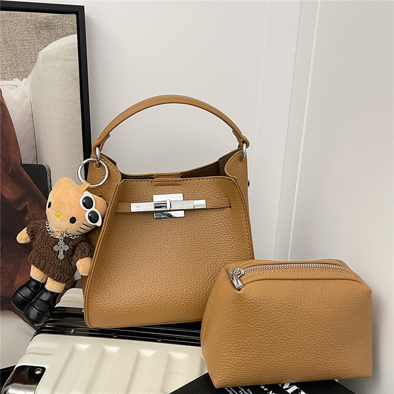 Women's Niche High-grade Versatile Fashion Retro Capacity Shoulder Bags
