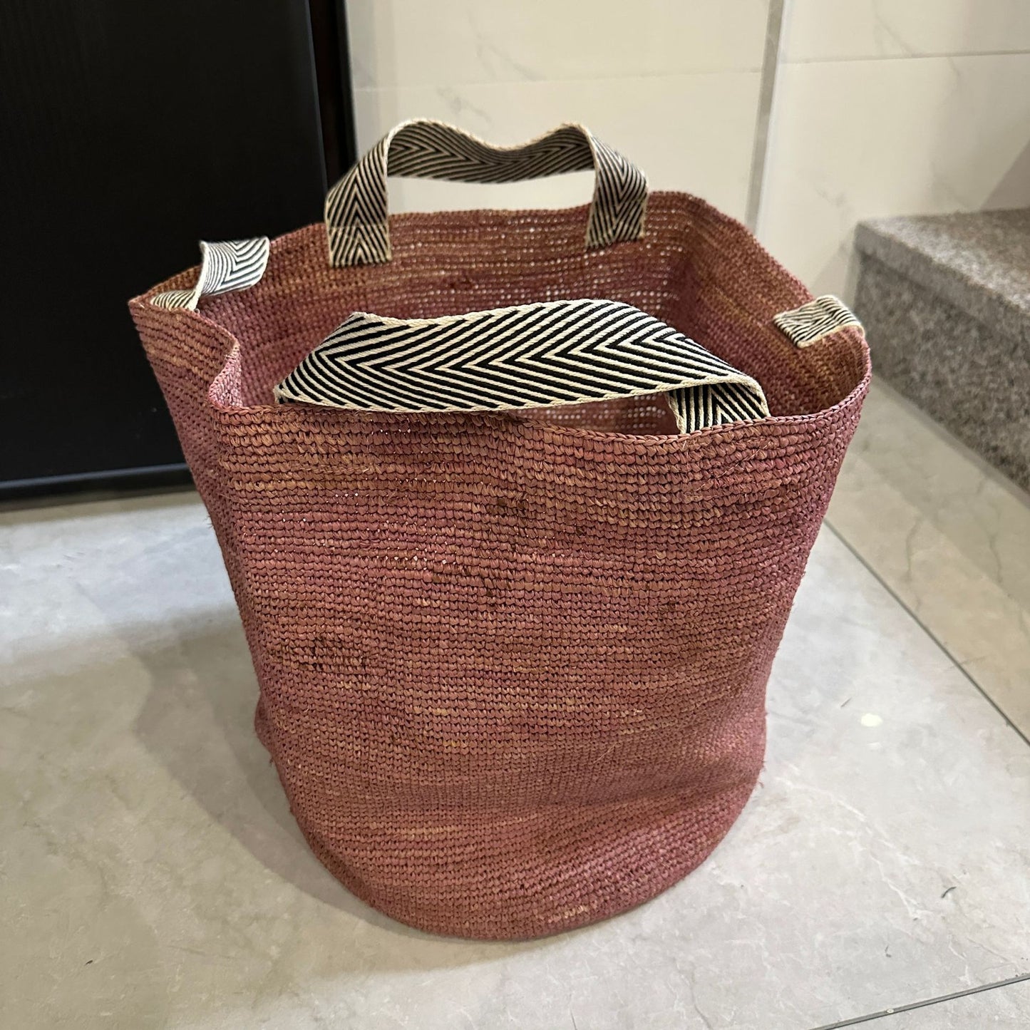 Women's Capacity Straw Hand Crocheting Raffia Vacation Women's Messenger Bag