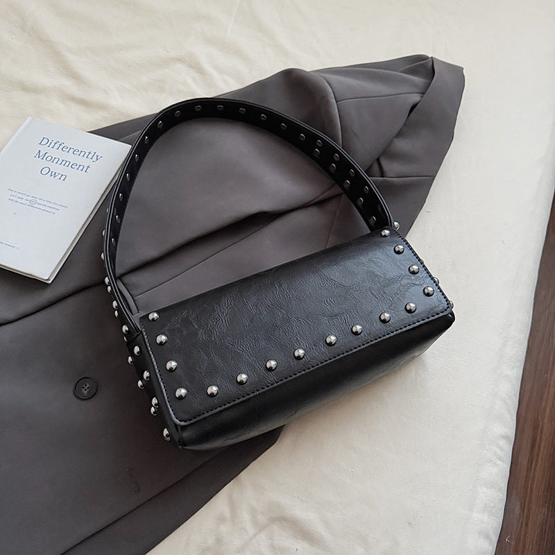 Women's Spring Retro Style Rivet Underarm Western Women's Shoulder Bag