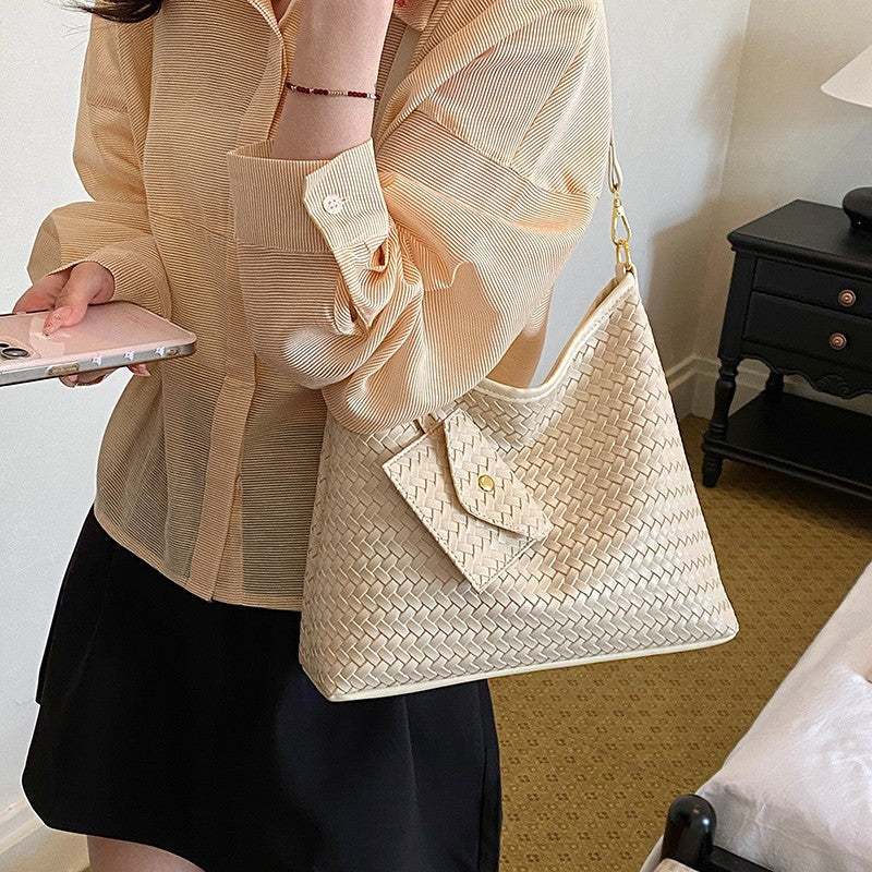 Fashion Simple Knitted Large Capacity Retro Underarm Women's Shoulder Bag