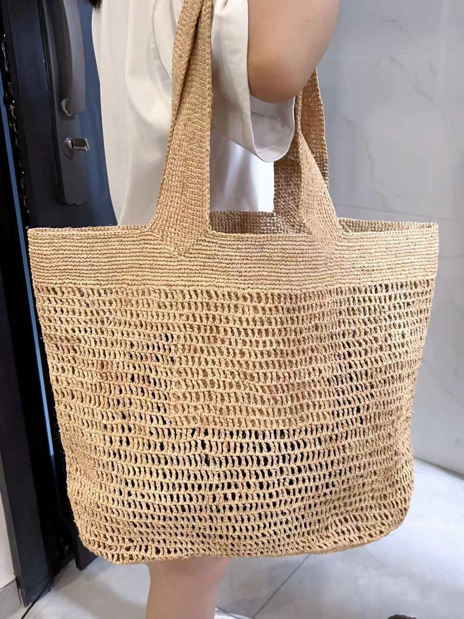 Women's Crochet Hand-woven Vacation Beach Summer Straw Shoulder Bags