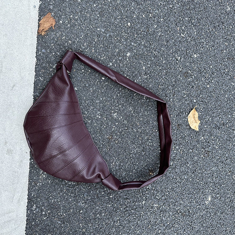 Women's Retro Spring Simple Large Capacity Croissant Bags