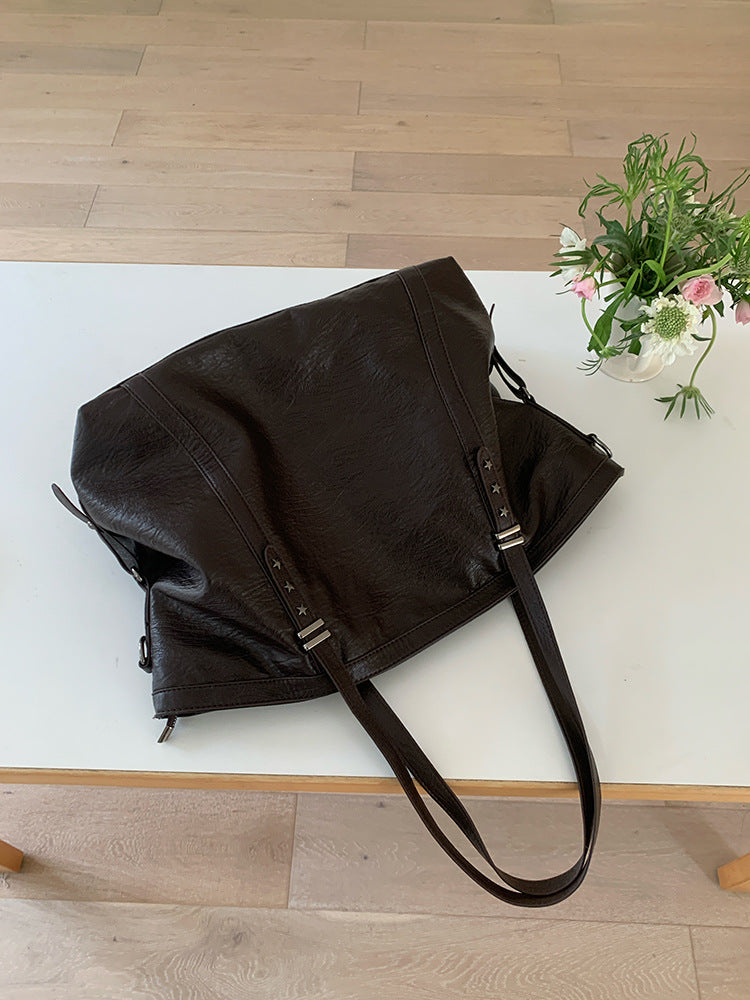 Women's Capacity Preppy Style Black Commuter Soft Leather Women's Shoulder Bag