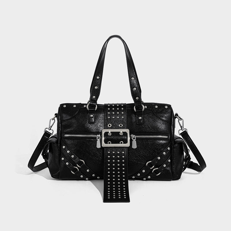 Women's Capacity Punk Rivet Fashion Temperament Leisure Women's Shoulder Bag