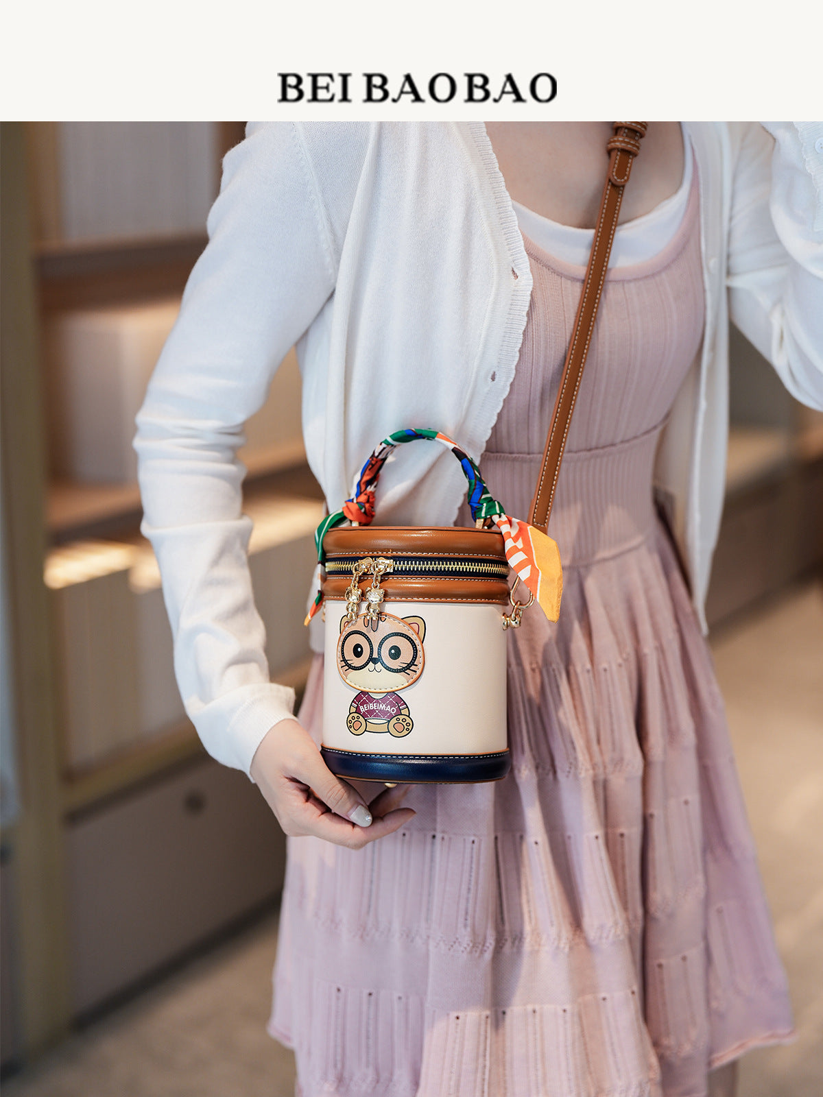 Women's Source Fashion Round Mobile Commuter Contrast Women's Messenger Bag