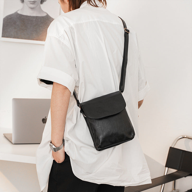 New Innovative Charming Men's Leather Vertical Men's Shoulder Bag