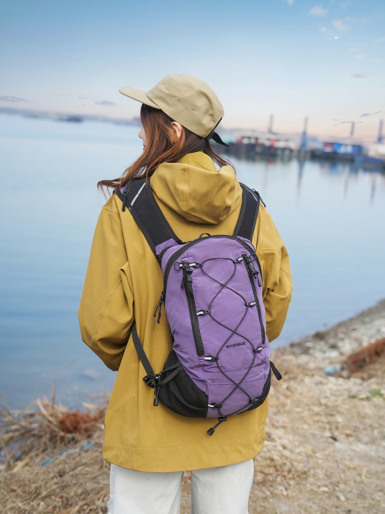 Women's & Men's Lightweight Hiking Camping Waterproof Large Capacity Leisure Backpack