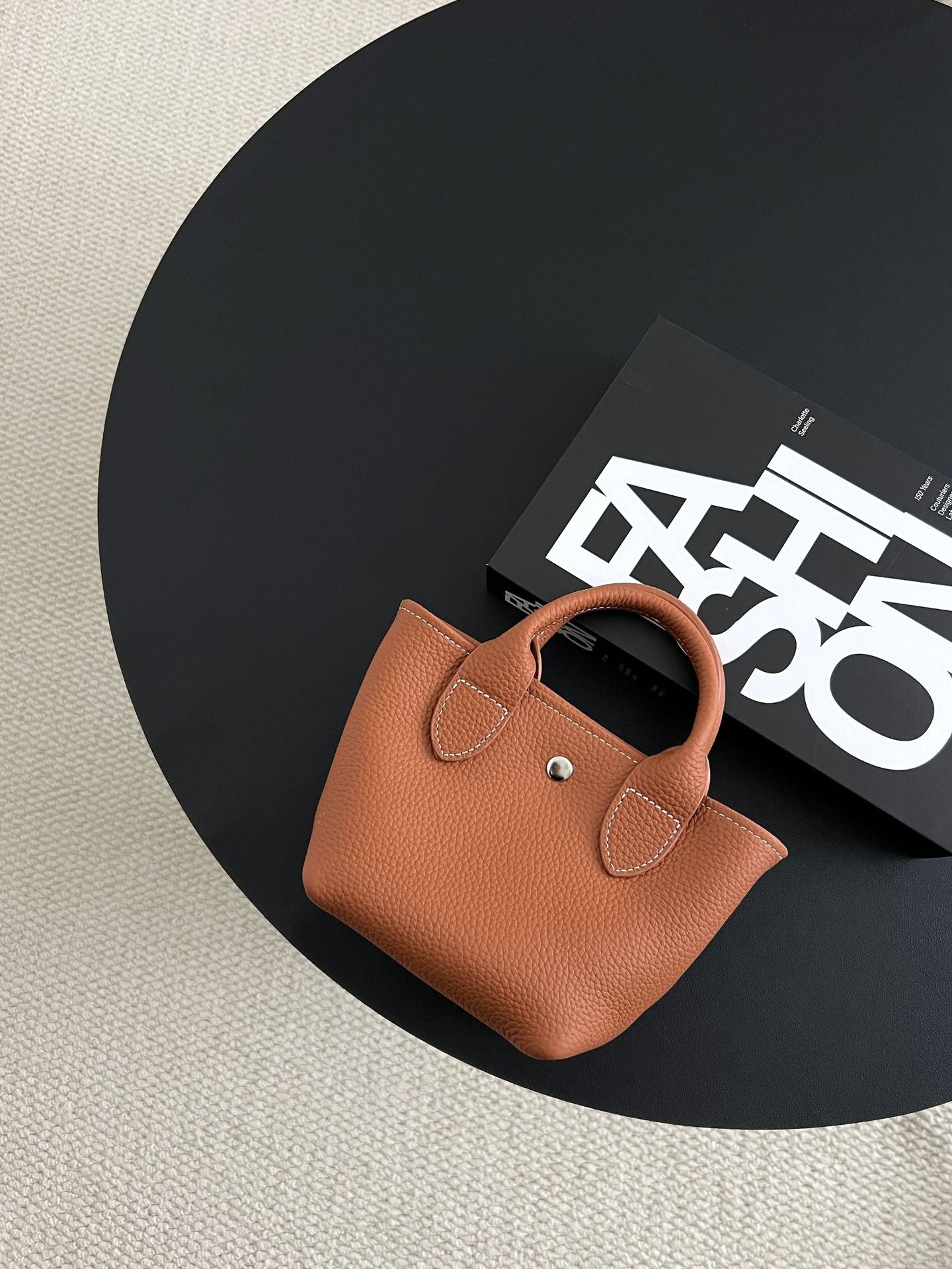 Women's Genuine Leather Niche First Layer Cowhide Bags