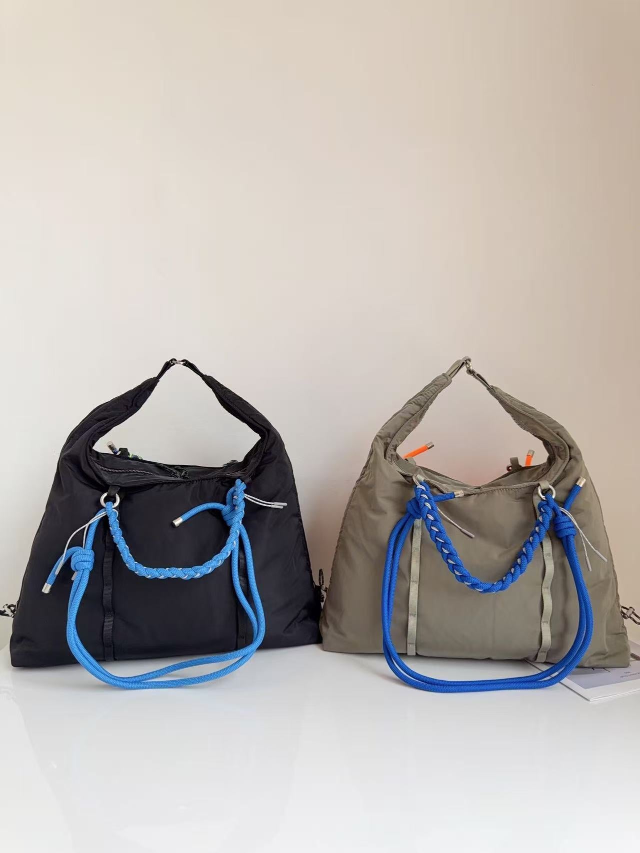 Cloud Nylon Trendy Wild Large Capacity Drawstring Women's Shoulder Bag