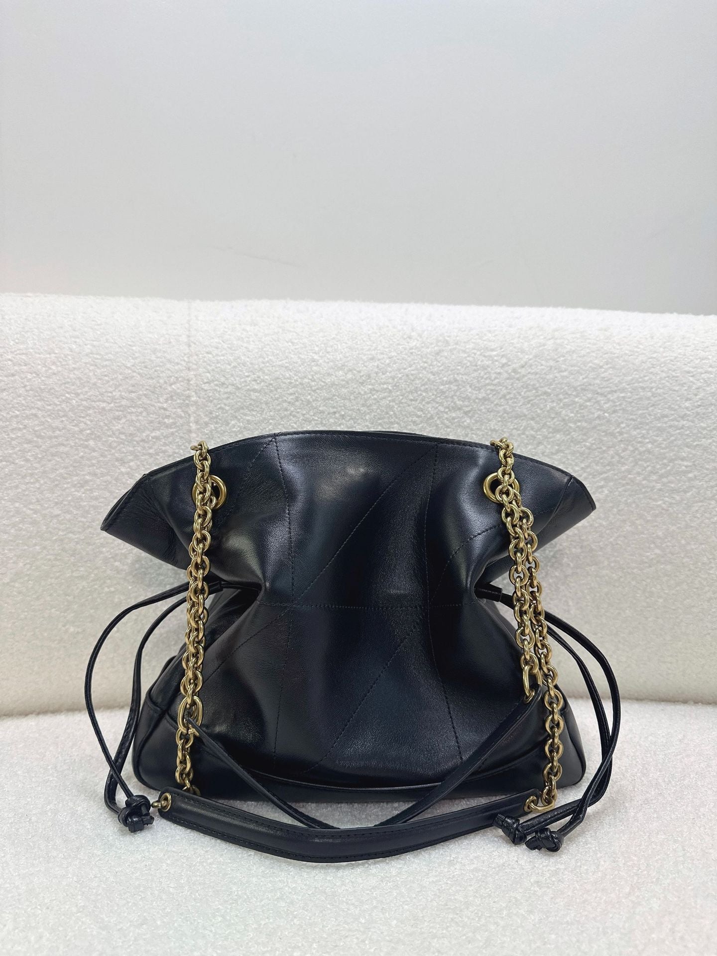 Sheepskin Lucky Drawstring Large Capacity Fashion Commuter Tote Bag