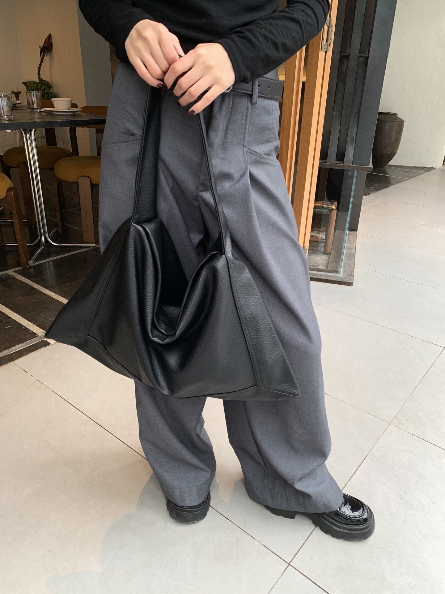Women's Ge Lazy Relaxed Feeling Underarm Commuter Large Capacity Women's Shoulder Bag