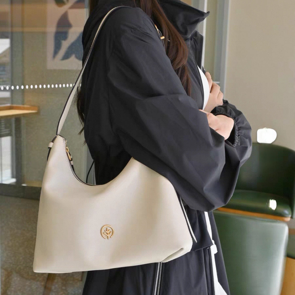 Covered Tree Figure South Layer Vegetable Tanning Leather Commuter Underarm Women's Shoulder Bag