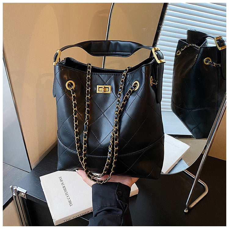 Color Hand-held Female Niche Rhombus Chain Large Capacity Tote Bag