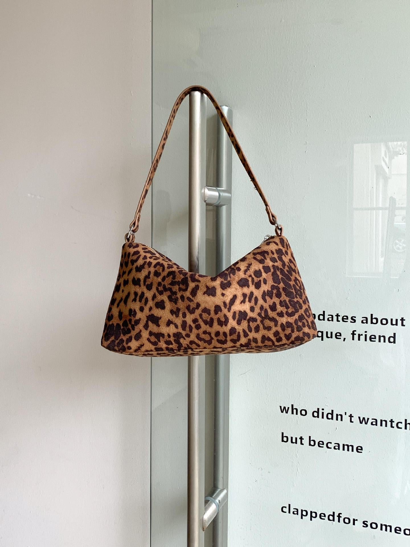 Women's Niche Style Underarm High-grade Retro Suede Women's Shoulder Bag