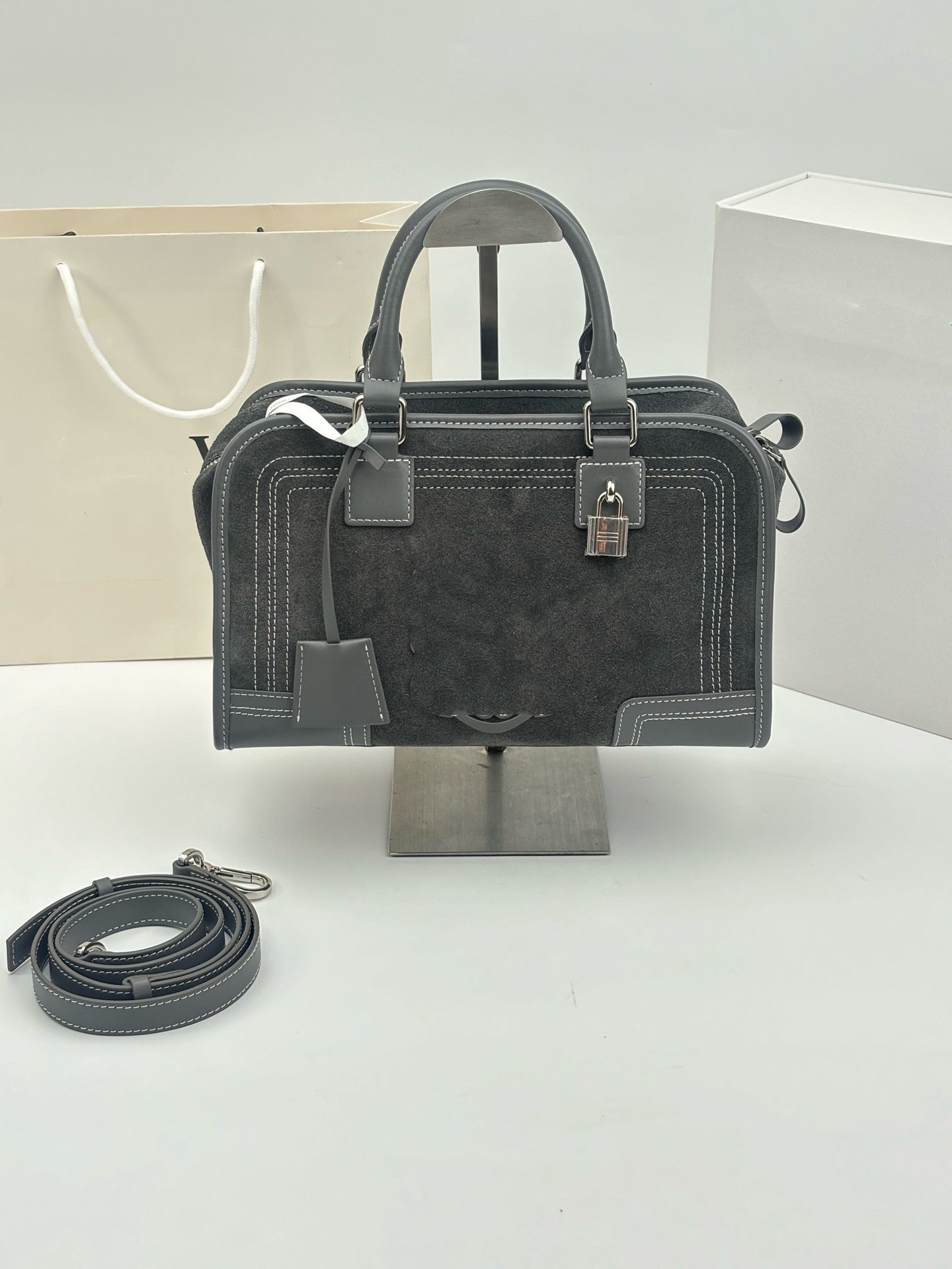 Women's Luo Retro Large Capacity Versatile Korean Men's Handbags