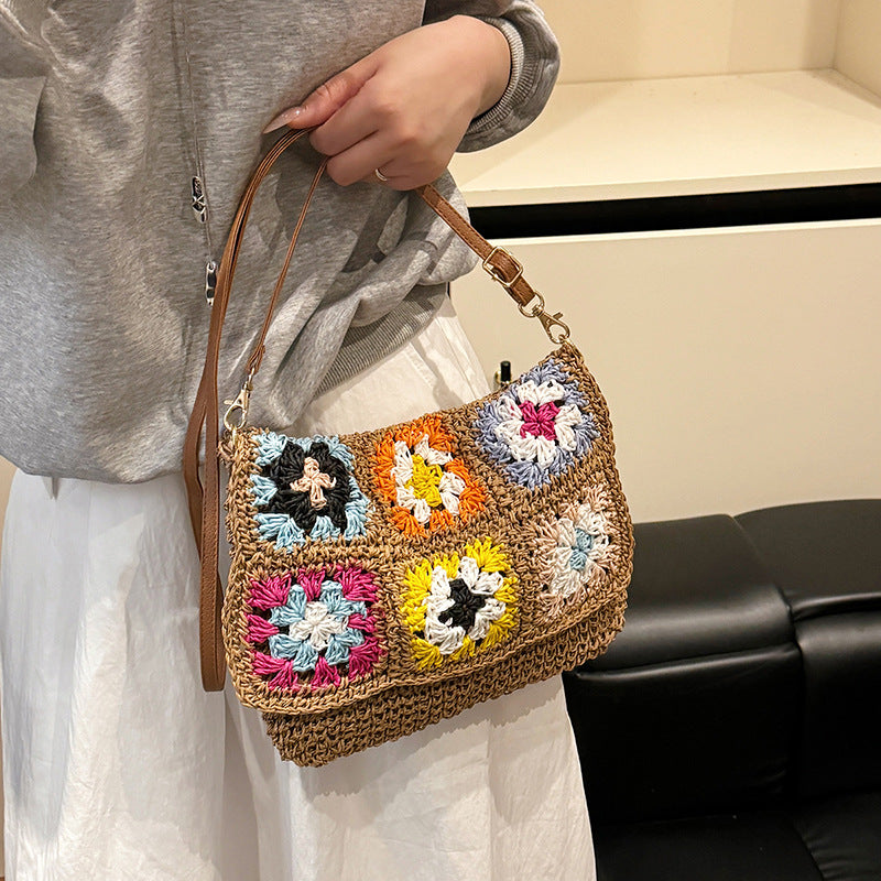 Women's Grandma Plaid Straw Ethnic Style Woven Women's Shoulder Bag