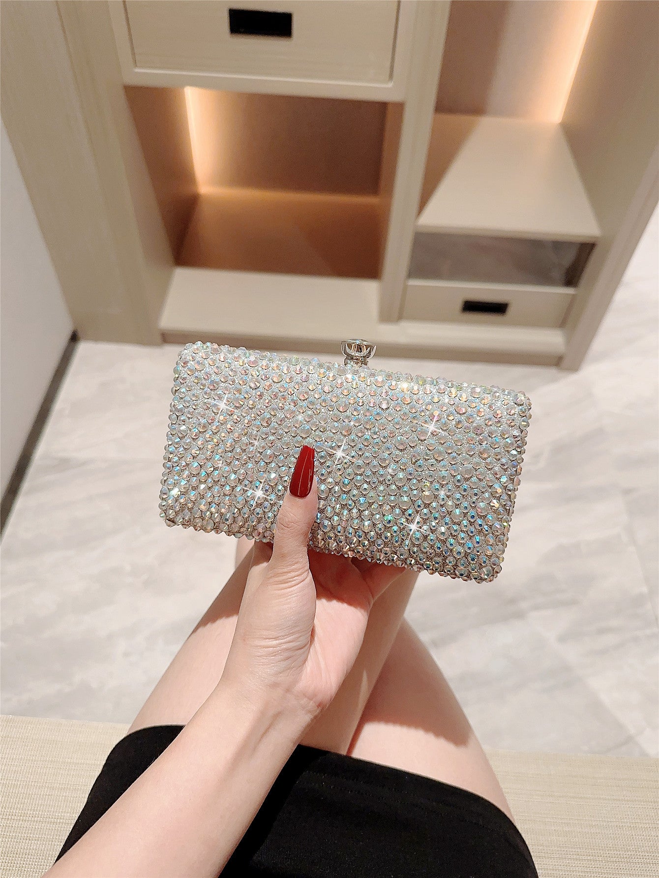 Women's Pleated Diamond Dress Garment Cheongsam Banquet Bags