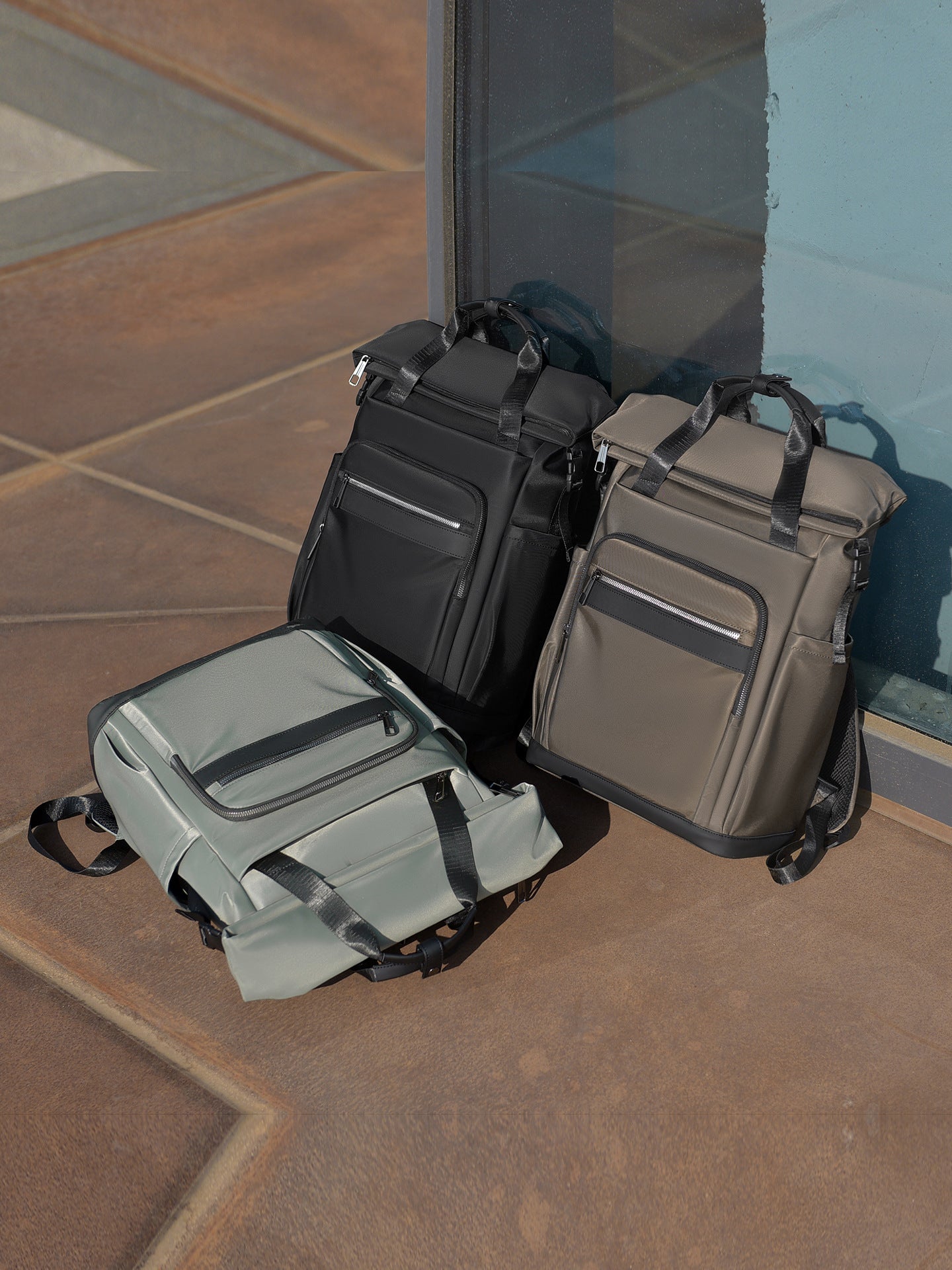 Men's Portable Waterproof Computer Fashion Large Capacity Business Backpacks