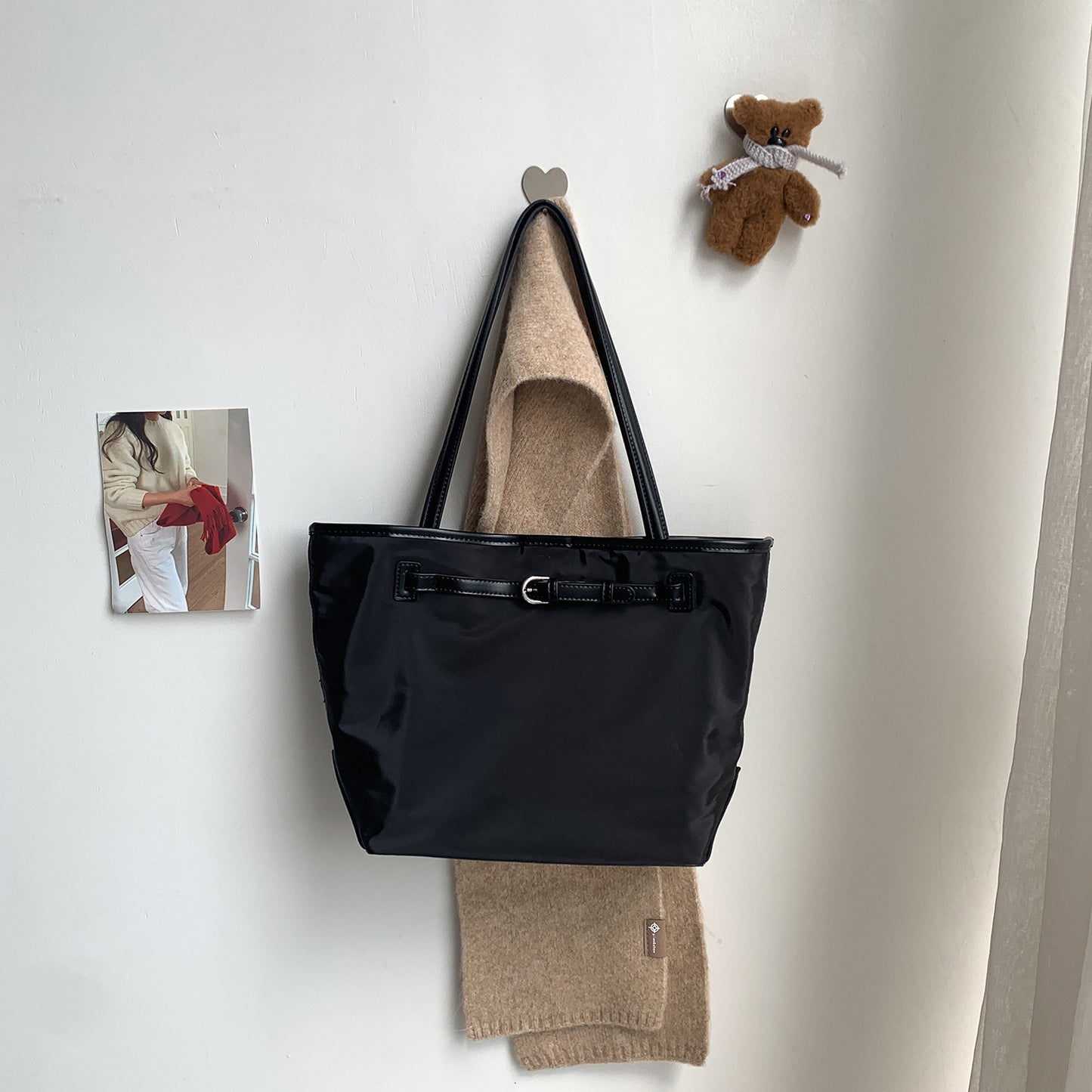 Korean Lightweight Idle Style Waterproof Nylon Canvas Stitching Commuter Shoulder Bags