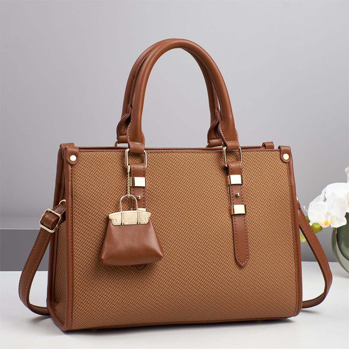 Women's Graceful Korean Style Fashionable Exquisite Big Shoulder Bags