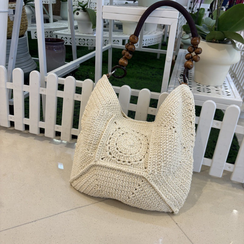 Hand-woven Large Capacity Commuter Idle Style Women's Shoulder Bag