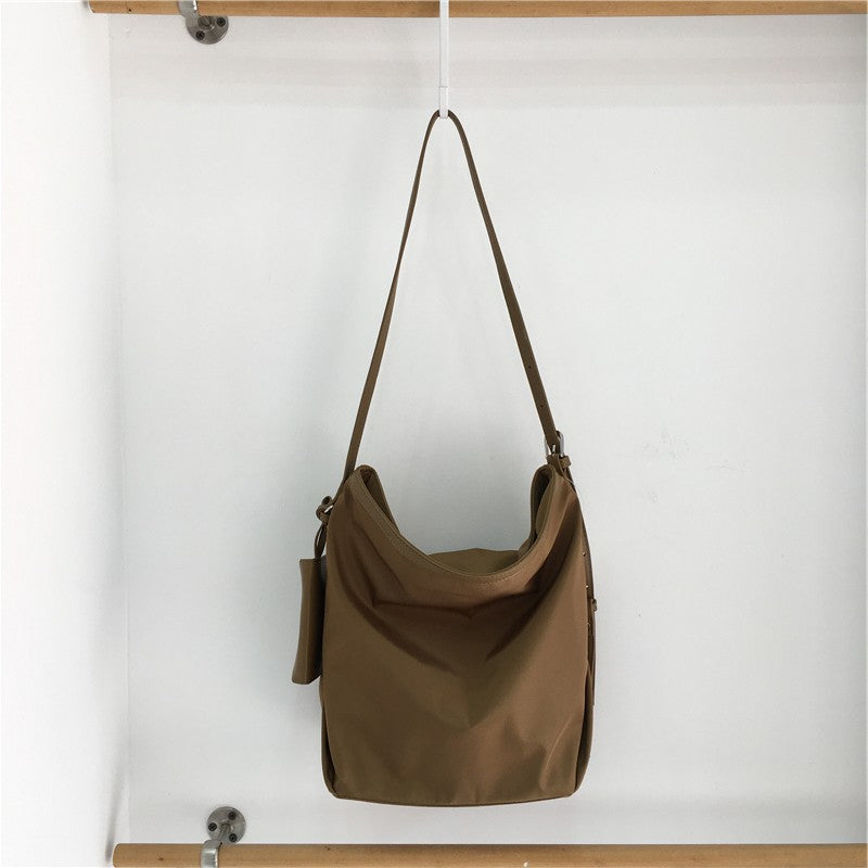 Niche Nylon Cloth Minimalist Commuter Idle Style Women's Handbag