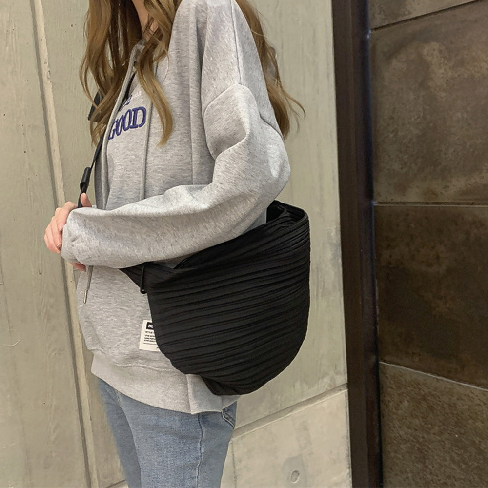 Female Stylish Trendy Leisure Style Pleated Women's Chest Bag, Fanny Pack