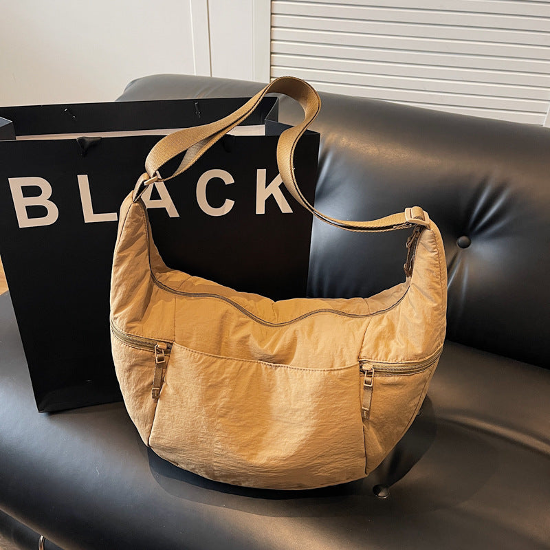 Women's Dumpling Large Capacity Croissant Commuter Nylon Women's Messenger Bag